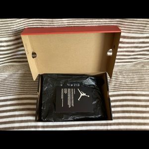 Nike Air Jordan 11 Retro Bred Size 8